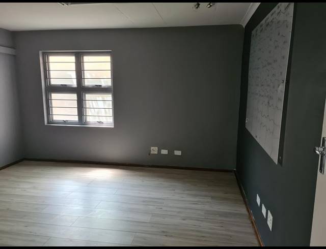 OFFICE PROPERTY TO RENT IN RANDPARK RIDGE